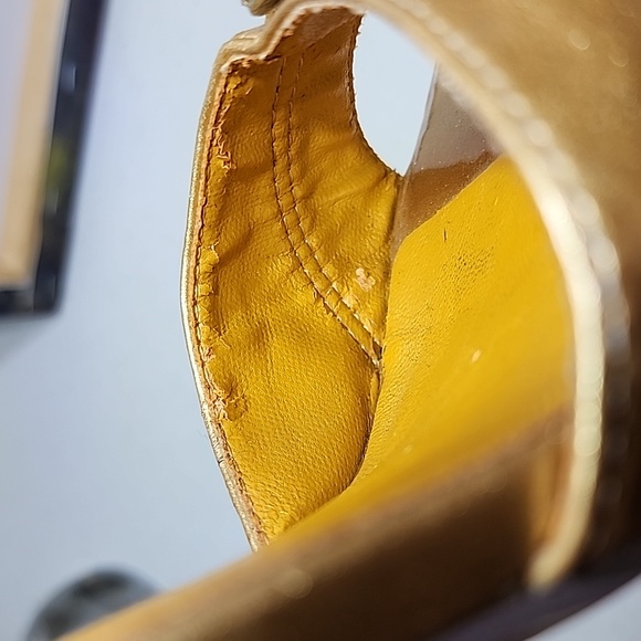 Michael Antonio Gold Sandals - Picture 11 of 13